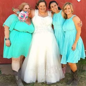 Meet your Posher, Dina